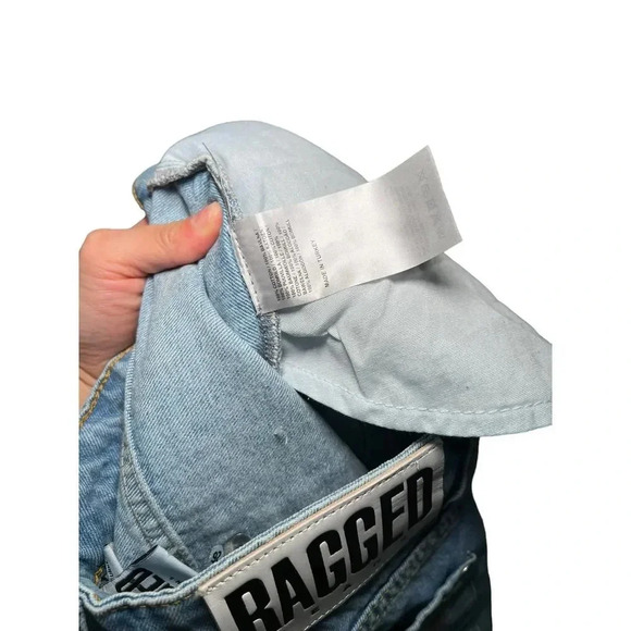 THE RAGGED PRIEST  Mom Jeans In Light - Picture 5 of 8